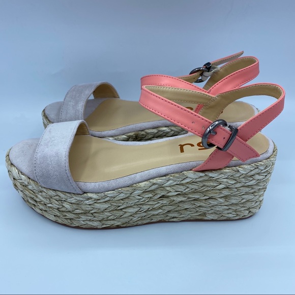 FSJ Women Chic Open Toe Platform Strap Sandal - Picture 2 of 10